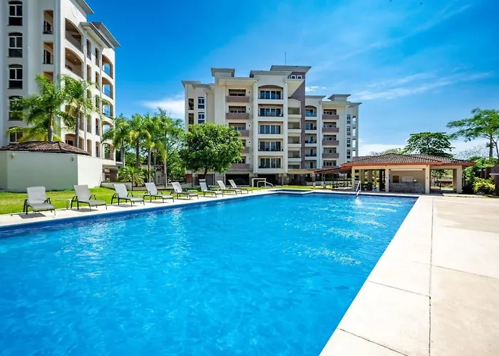 Langosta Lookout At Peninsula With Pools, Gyms, Terraces *